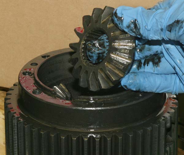 Removal, disassembly, assembly and reinstallation of a QuadraTrac